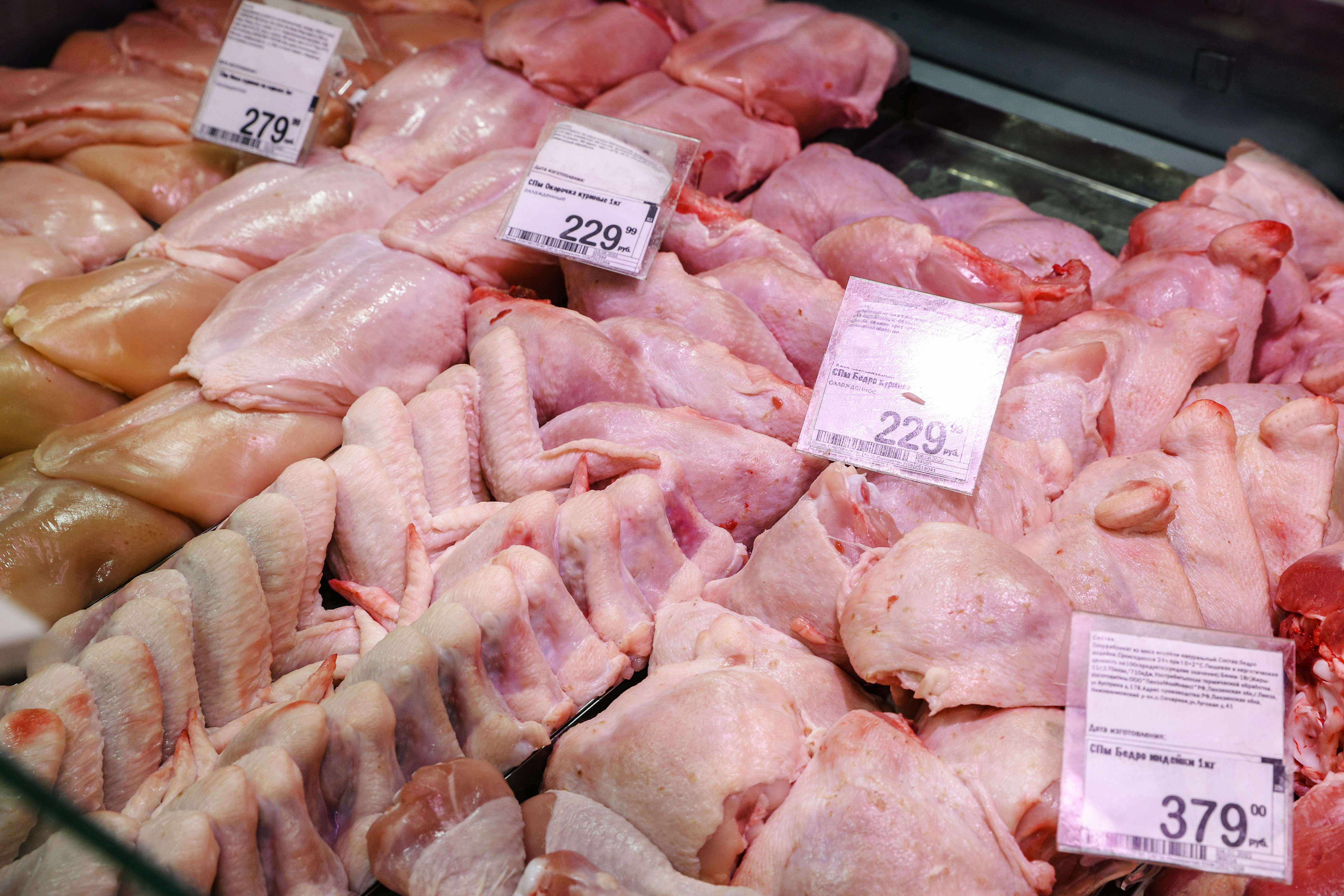 В Свердловской области обнаружили куриное мясо, зараженное смертельно опасной бактерией