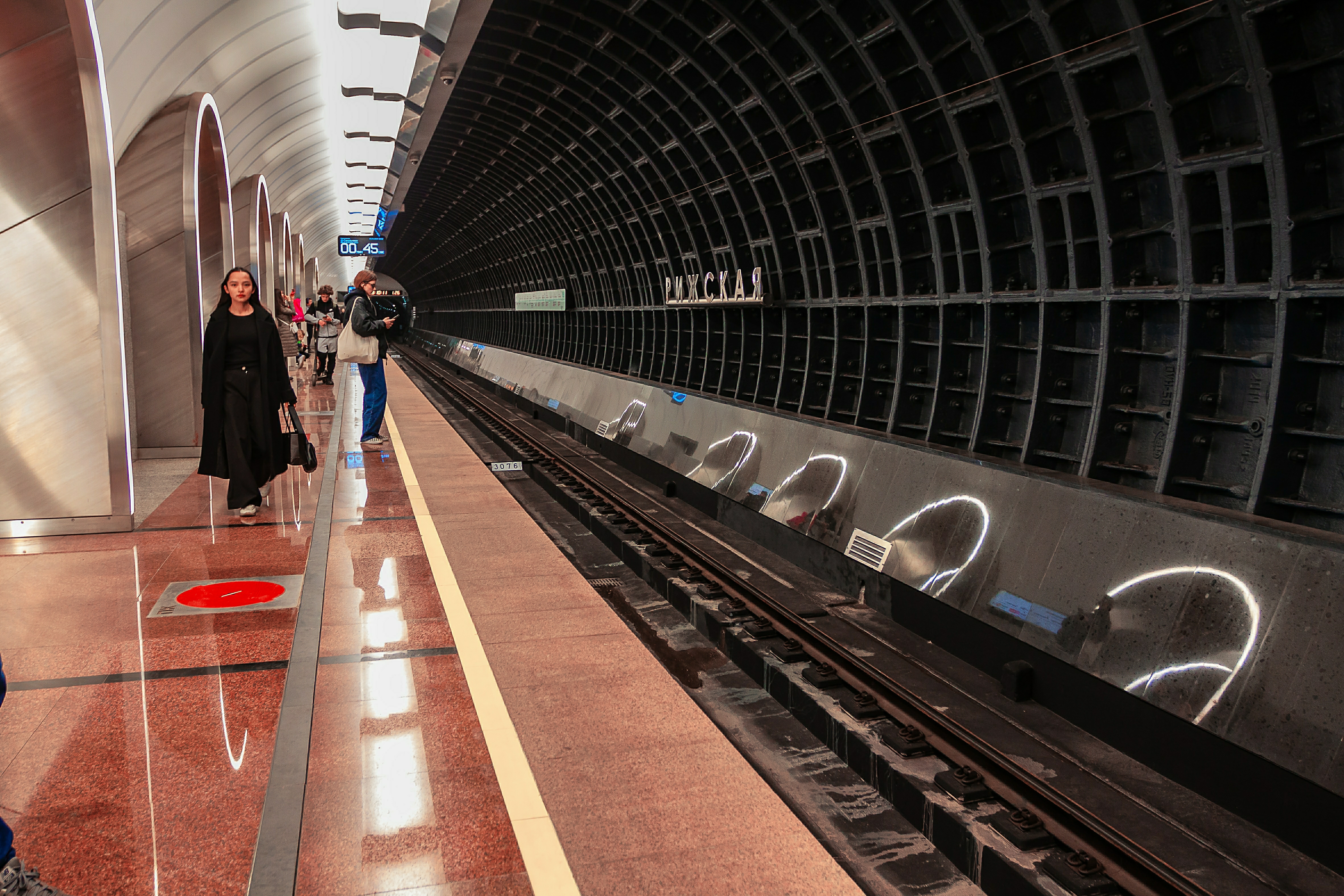 Собянин: Высокоскоростные поезда на Санкт-Петербург пойдут от "Рижской"
