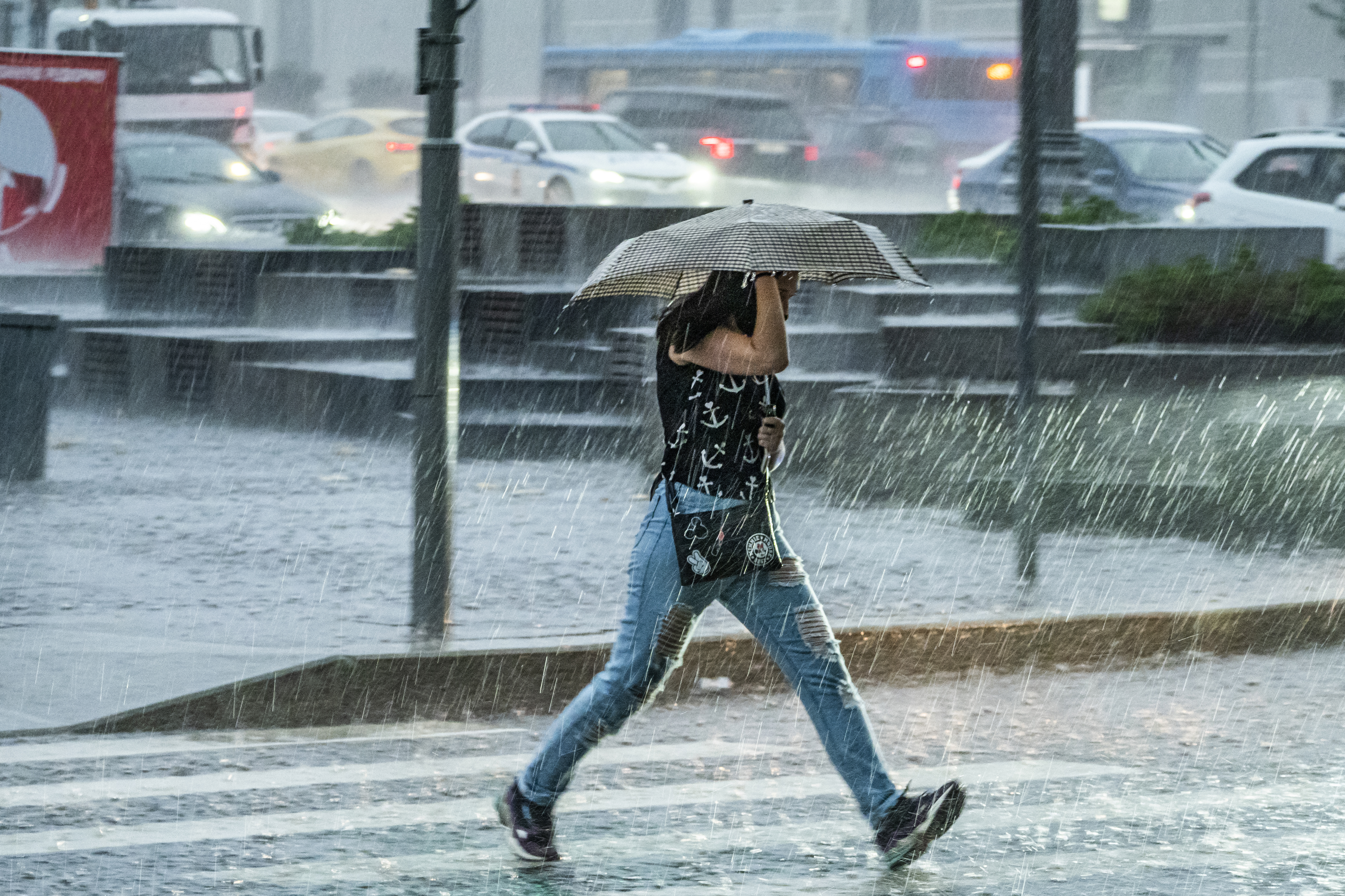 Готовим зонтики: сегодня в Челябинске снова ожидаются дожди