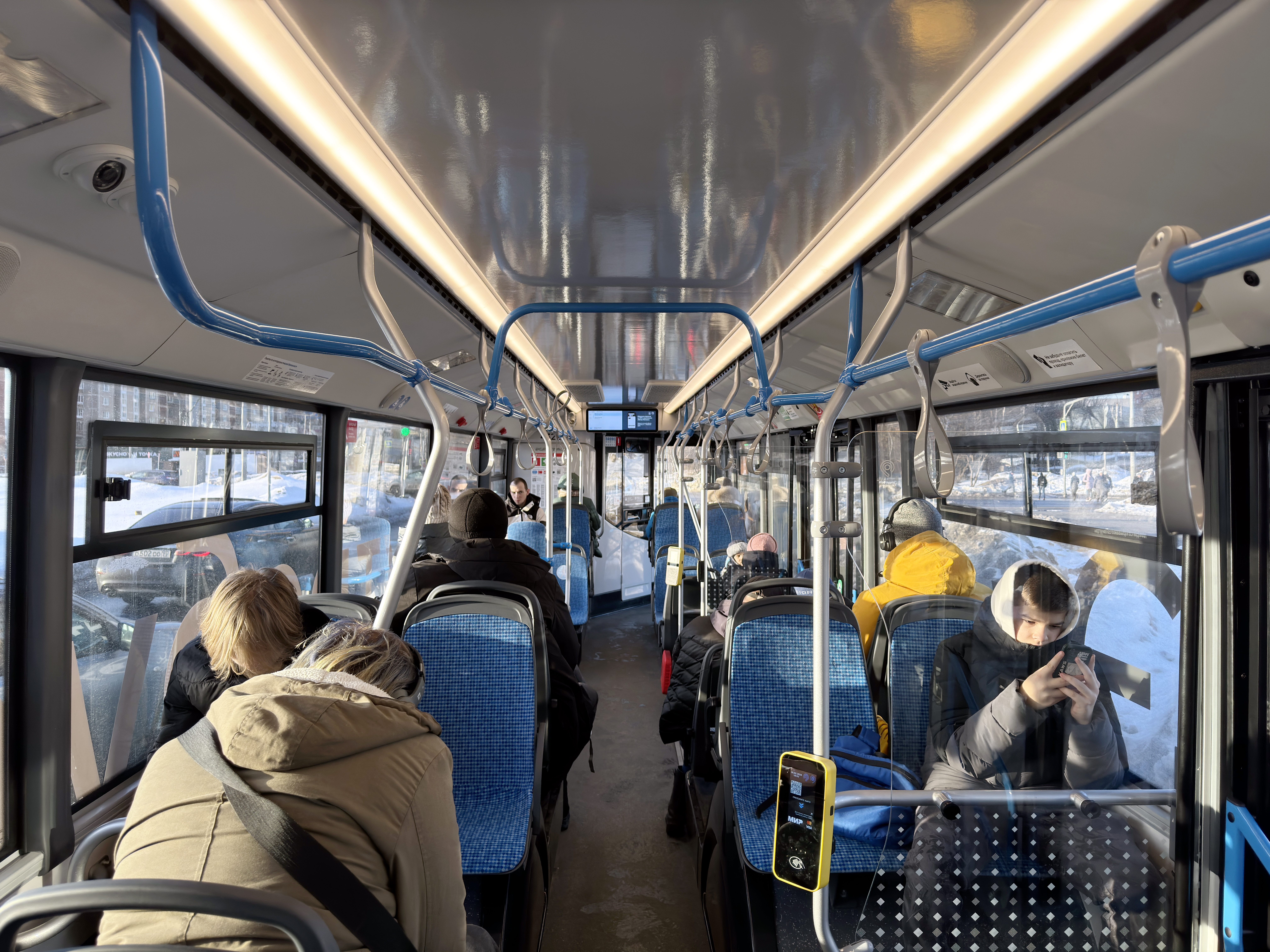 Власти Кемерова прокомментировали отсутствие валидаторов в части автобусов