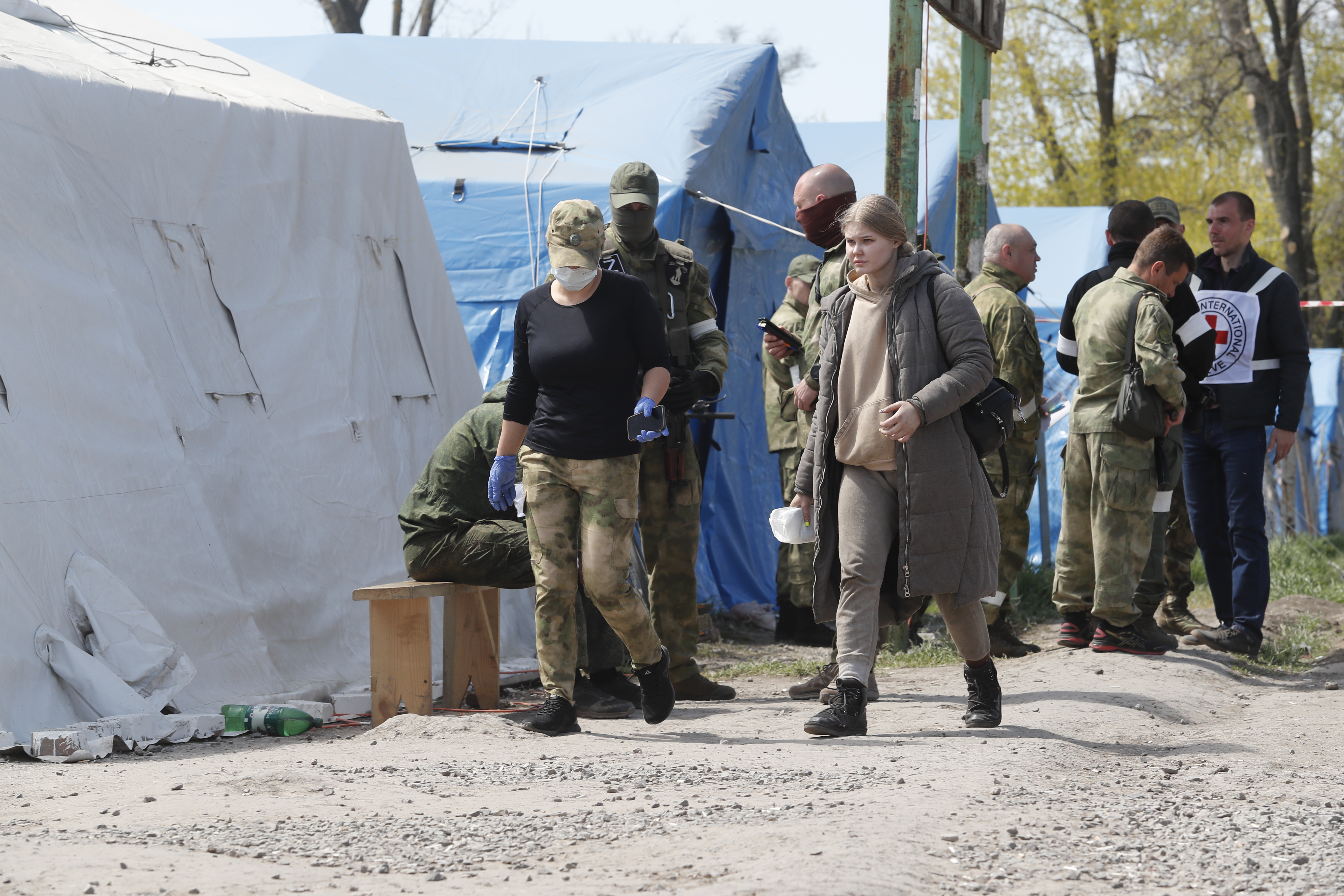 Последние новости сейчас. Обстановка на Украине. Война на Украине русские. Спасение мирных граждан на Украине. Русская Весна Донбасс.