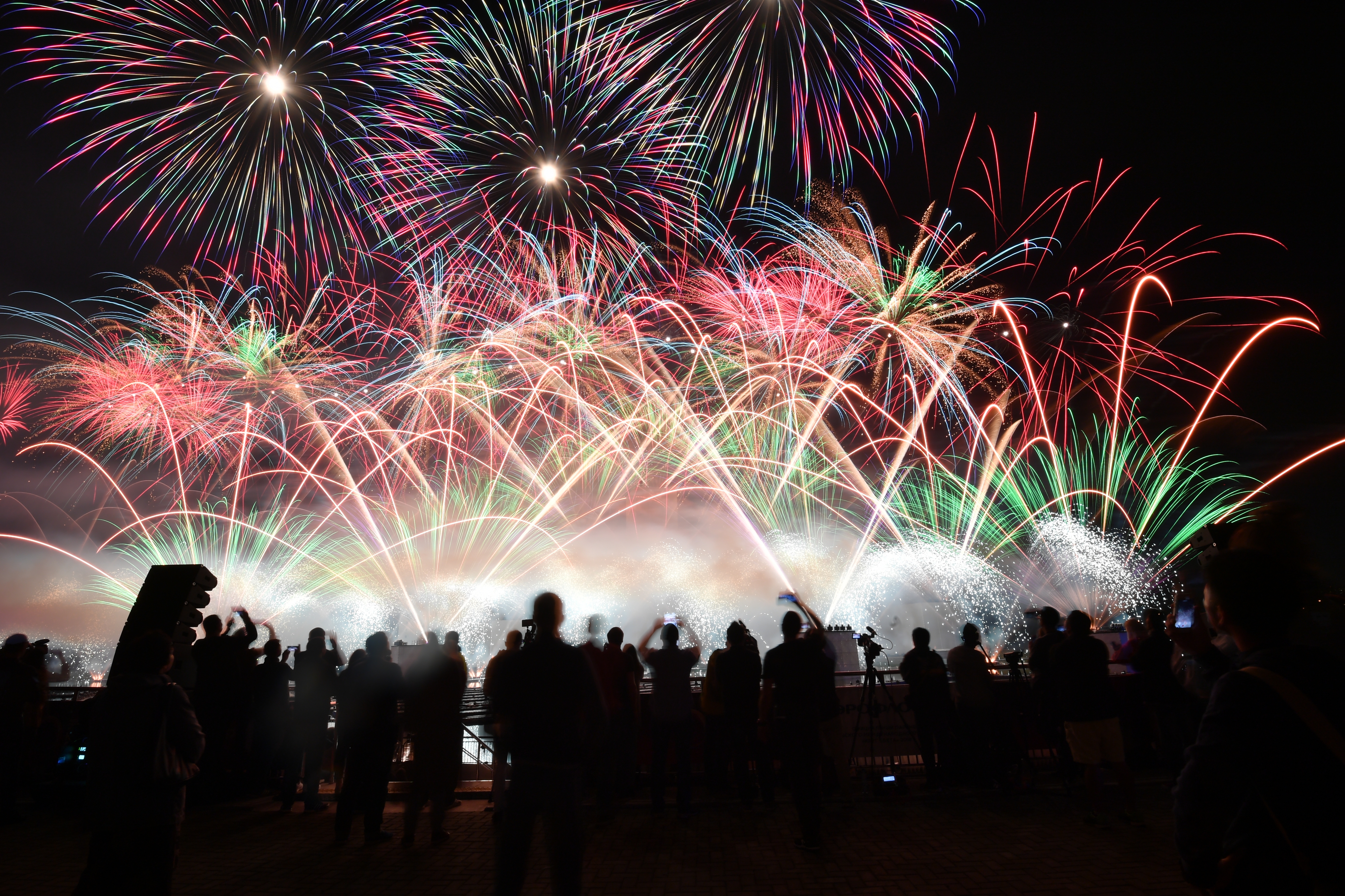 Сегодняшний день города. Лобня салют. Кинешма салют. Лобня салют день города 2022. День города Иваново 2022.