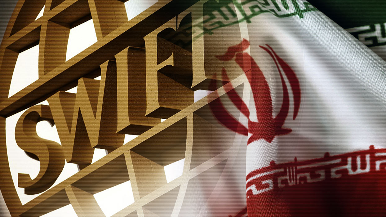 Система swift что это такое. Swift россия. Taylor swift без макияжа. Без swift. Тейлоп свифт безмакиажа.