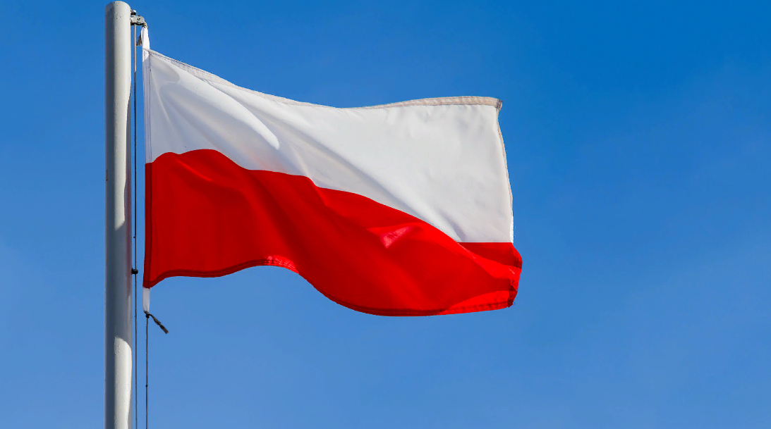 Варшава закрывает границы для русских грузовиков - распоряжение МВД Польши