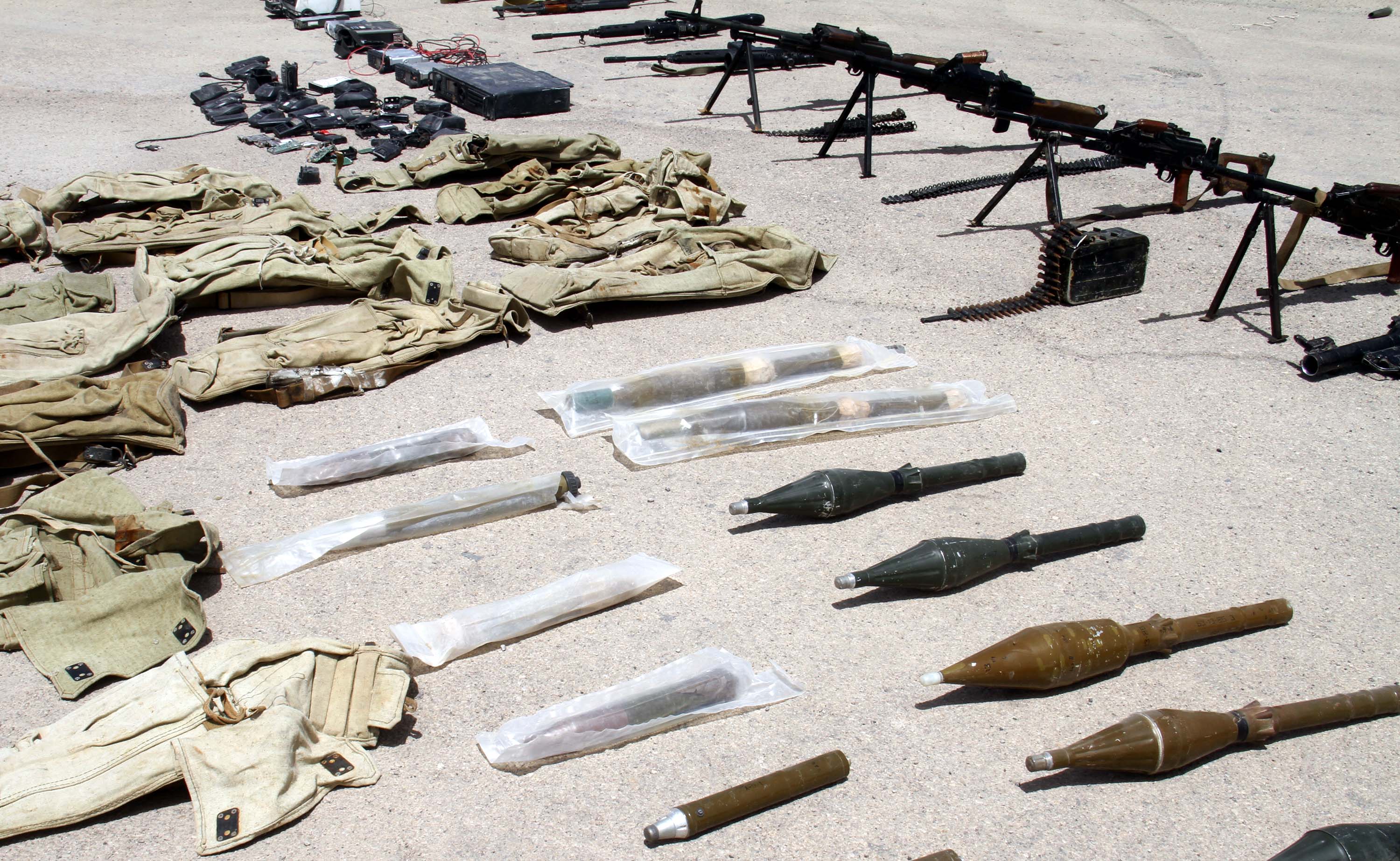 Оружия используемые террористами. Откуда у террористов российское оружие ?. Огнестрельное оружие террористов. Оружие изъятое у террористов. Оружия используемые террористами.