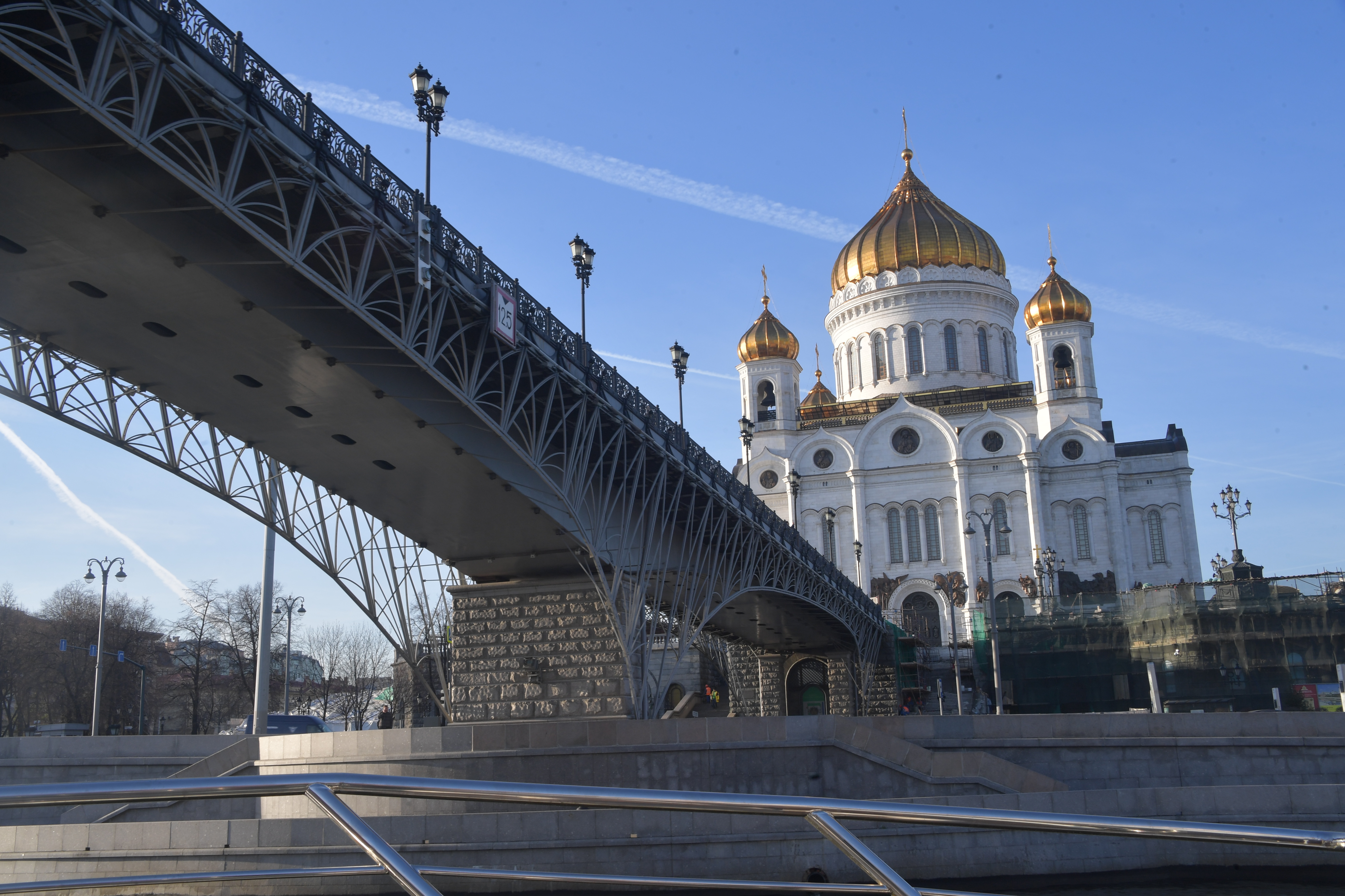 Храм христа метро спасителя москва