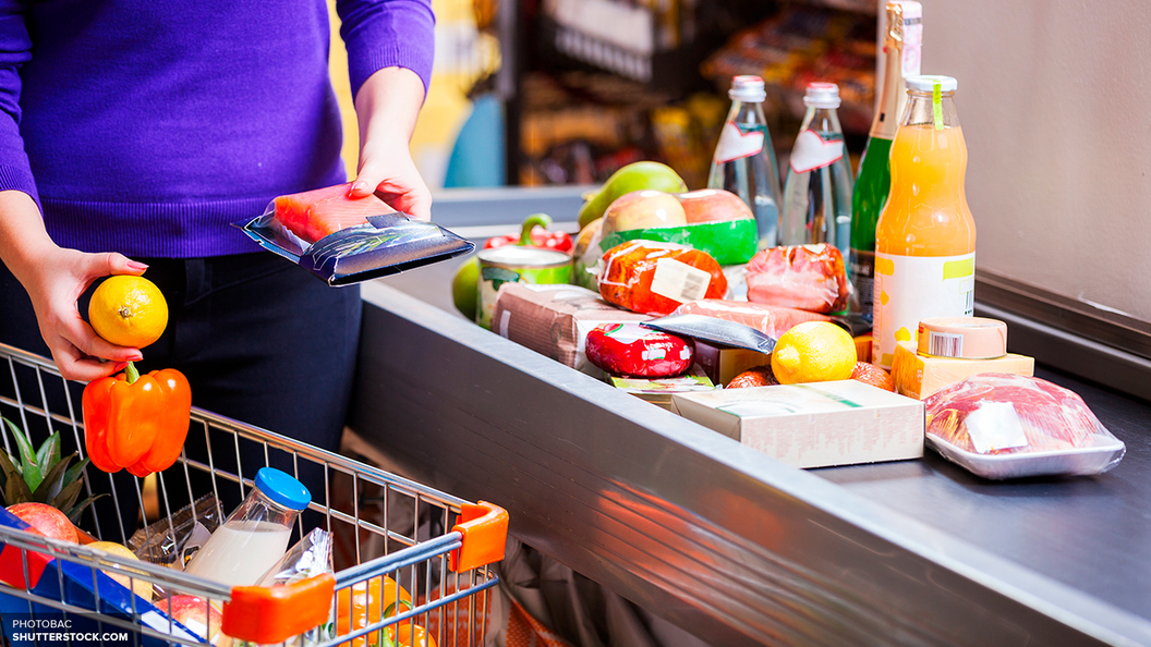 На выдачу продуктов по карточкам Минпромторг выделит малоимущим 300 млрд рублей На выдачу продуктов по карточкам Минпромторг выделит малоимущим 300 млрд рублей