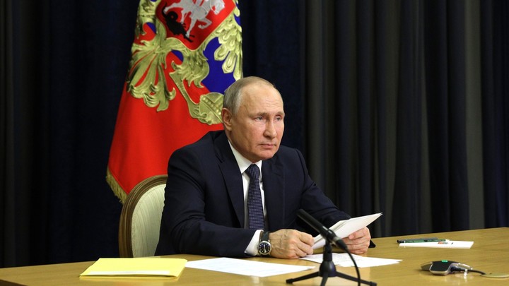 Киев попросил Берлин организовать встречу Путина и Зеленского