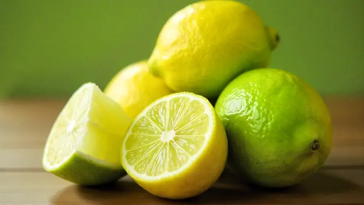 Врач Чистик назвала 5 случаев, когда нельзя есть лимоны