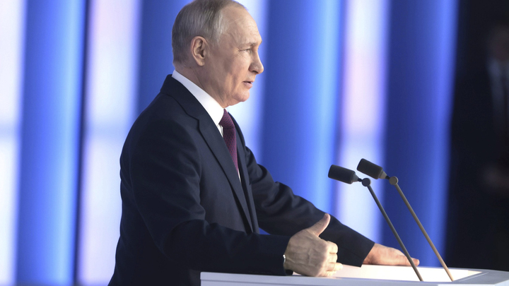 Соцопрос: рейтинг одобрения деятельности Владимира Путина снова вырос