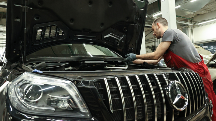 Время Мерседесов прошло. Чиновники попытались обмануть Путина. Не вышло