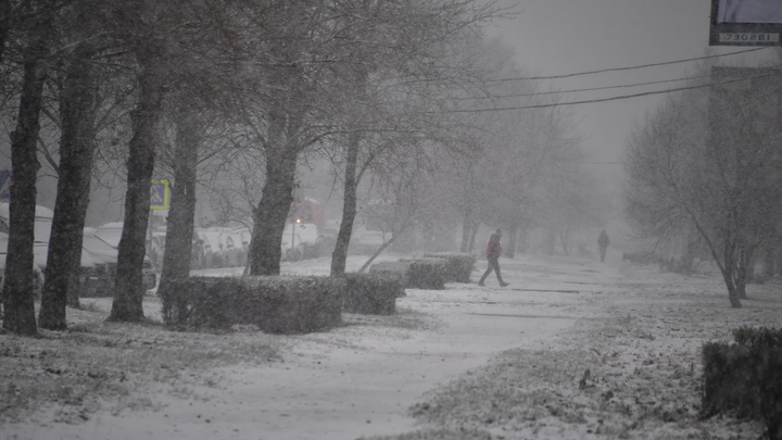 После аномально тёплой погоды в Свердловскую область придут холода