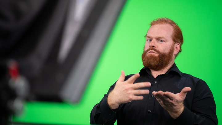 Сбер заговорил на жестовом языке, чтобы помочь малому бизнесу