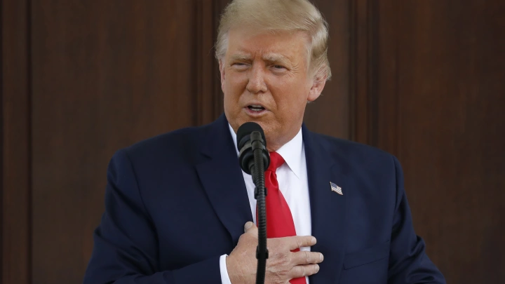 Оружие Киеву всё равно дадут? СМИ расшифровали хитрый указ Трампа