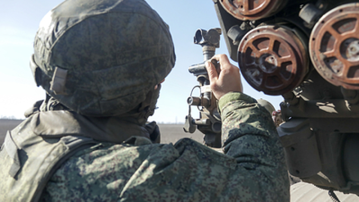 После удара по поезду с боеприпасами в обесточенном Херсоне началась паника