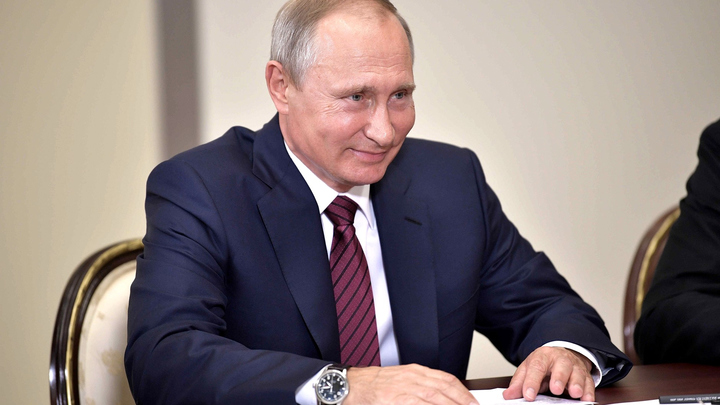 Путин показал “средний палец” американскому миру, лично приняв важного гостя в Кремле