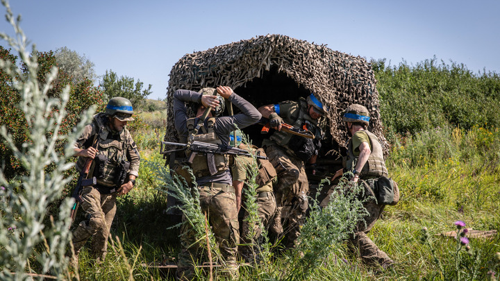 Русские военные под Бахмутом взяли в плен 2 группы мобилизованных ВСУшников