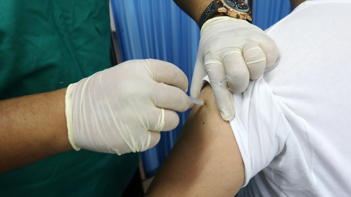В Минздраве прояснили вопрос об обязательной вакцинации подростков