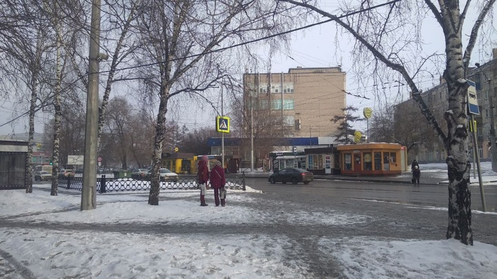Кузбассовцев предупредили о метелях и гололеде 21 марта