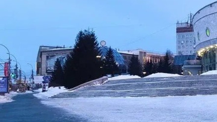 Судьбу ресторана Шарик около театра Глобус в Новосибирске решит Госэкспертиза