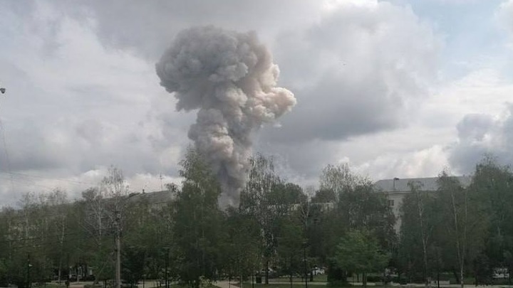 Взрыв в Сергиевом Посаде - началась срочная эвакуация. Прямая трансляция