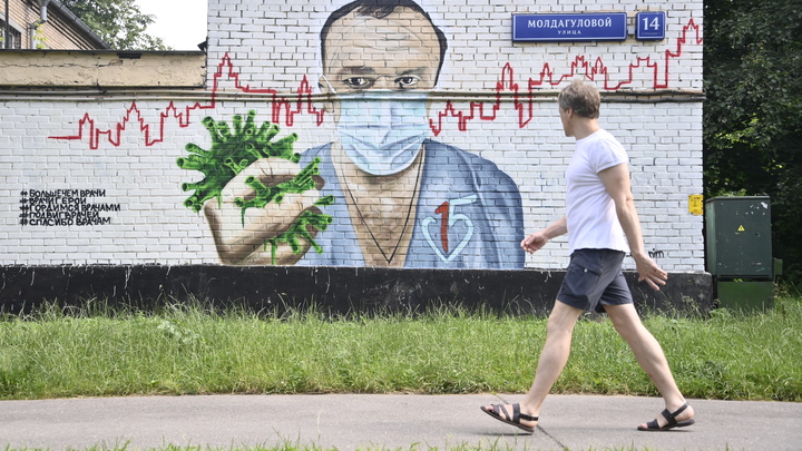 Рошаль предсказал биологическую войну, Еделев поправил: Вирусное оружие могут использовать скрытно