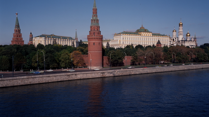 Бомжи и крысы у стен Кремля: Как Москва переживала свой майдан