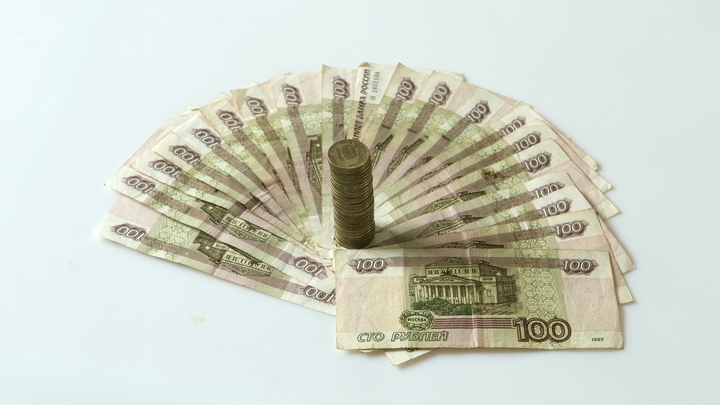 Рубль поставил первый антирекорд с апреля: Курс доллара совершил скачок