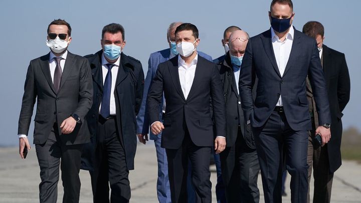 Ой-вэй, шо будет, шо будет!: Зеленский придавил Эрмитаж и Третьяковку - военкор