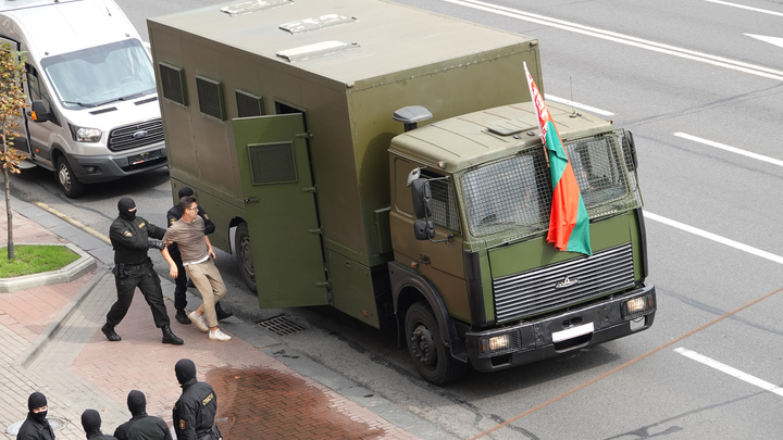 Милиция Белоруссии получила карт-бланш от президента: Церемониться мы особо не должны