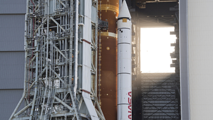 Полковник запаса предложил сбивать спутники США: Способ остановить атаки на Россию?