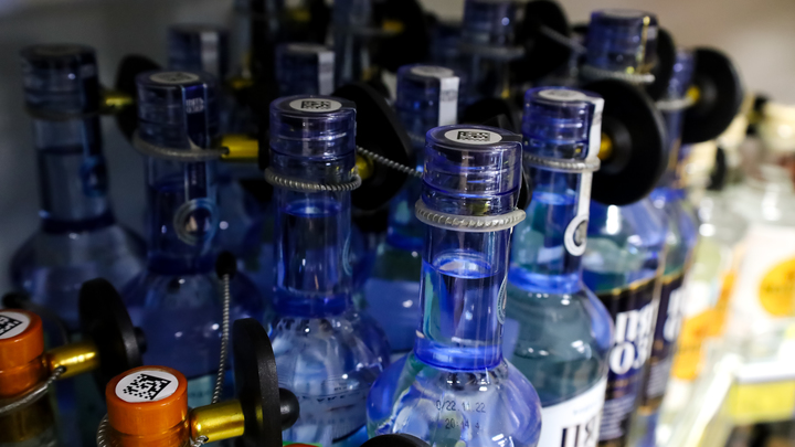 Казахстан закупил половину российской водки в течение 2023 года