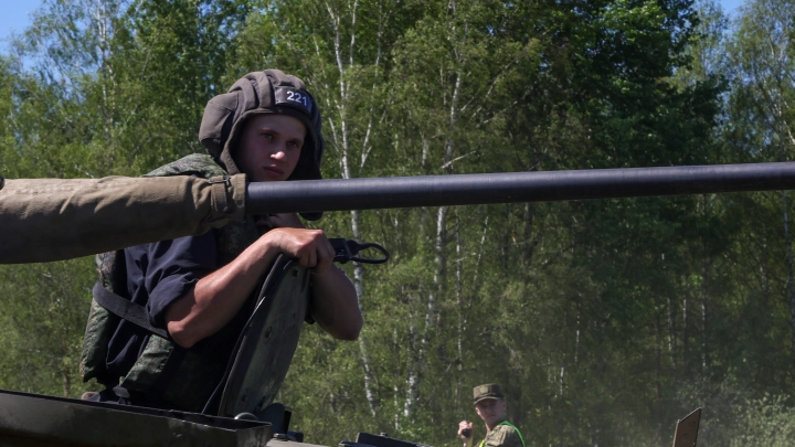 The Telegraph: США сокращают военную помощь Украине - Киев ищет альтернативу