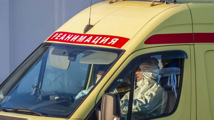 Петербуржцы осаждают скорую: Рекорд по обращениям за 25 лет