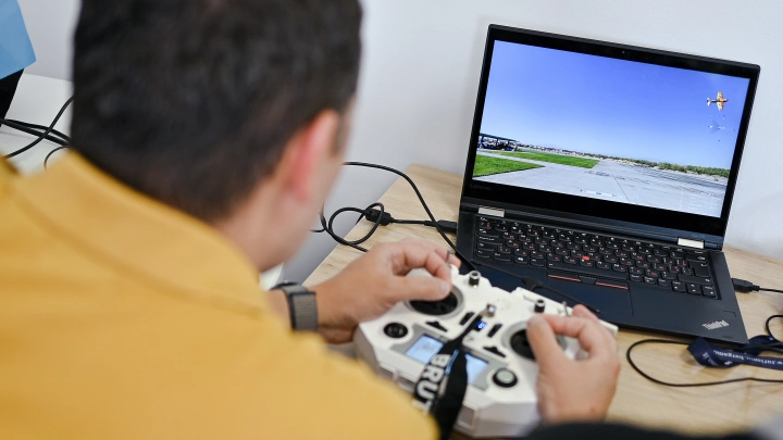 Экс-разведчик Артамонов выразился так, что даже релоканты поймут: Гарри Поттер здесь ни при чём, волшебной палочки нет