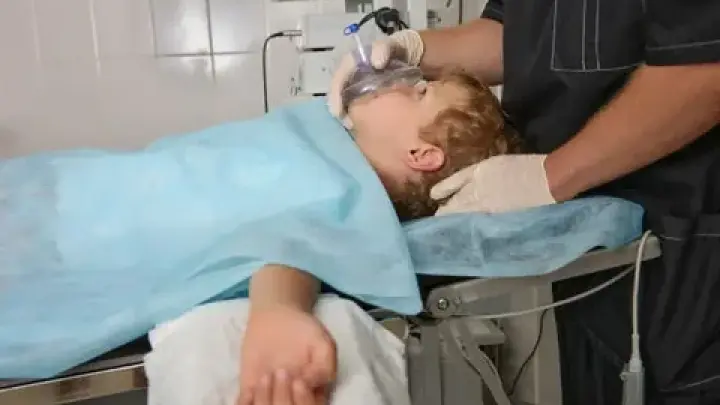 В ДНР годовалый малыш упал на раскалённые угли – отец не стал медлить. Ребёнка спасали ростовские  врачи