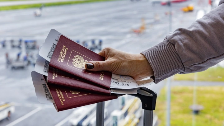 Суд признал законным отказ в посадке на рейс без бумажных посадочных талонов