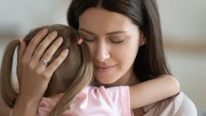 Свете 51 год. Но, увидев её фото, вы в это не поверите: Мама 13 детей рассказала свою историю