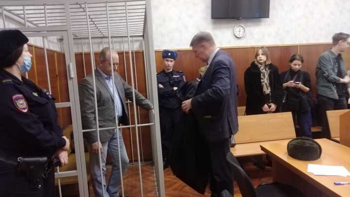 Суд в Екатеринбурге арестовал бывшего свердловского замминистра на 10 суток