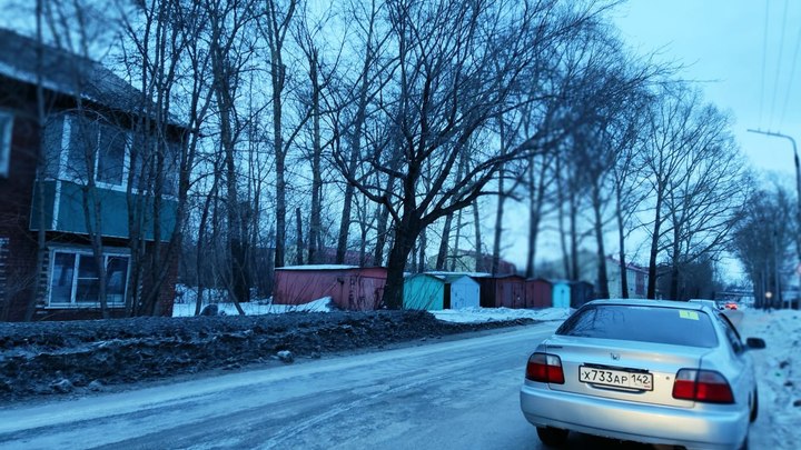 Полицейские поймали водителя на машине с поддельными номерами в Кузбассе