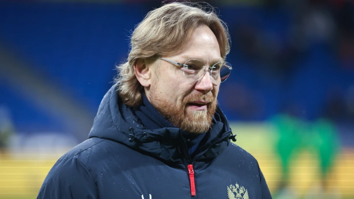 Карпин переговорил не только с Динамо. Куда уйдёт главный тренер сборной России?