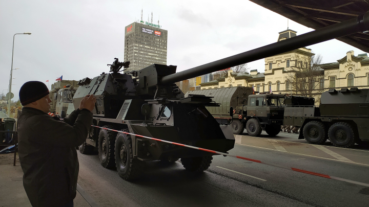 Опубликованы кадры переброски польской военной техники к границе с Белоруссией