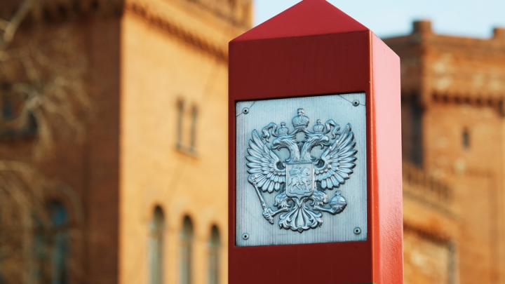 Очистили землю от врага. Русские десантники вышли к границе Украины и России в Курской области