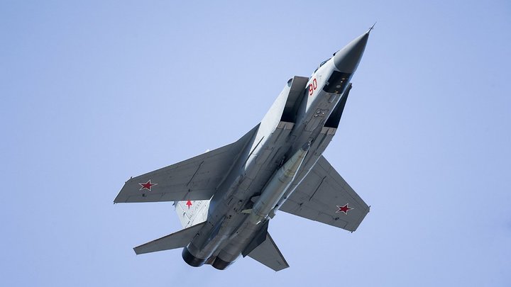 Русский Кинжал снёс голову управленцев ВСУ: Новый поворот в разгроме теневого штаба НАТО