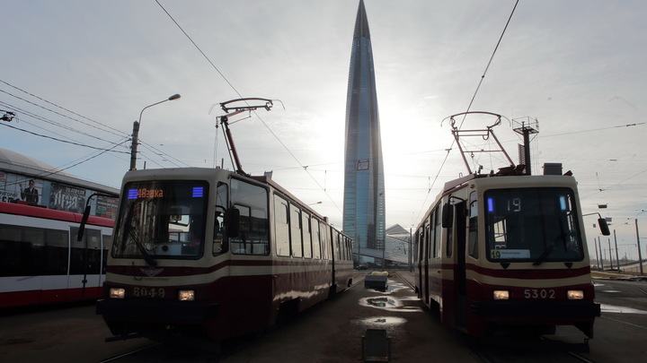 В Петербурге презентовали первый трамвай-беспилотник: умеет справляться с ЧП на дорогах