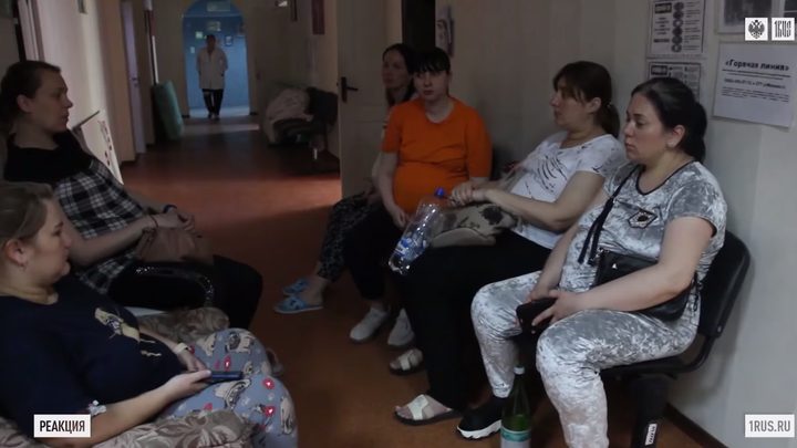 Пациентка донецкого роддома о вечере под огнём неонацистов: Истерика бешеная