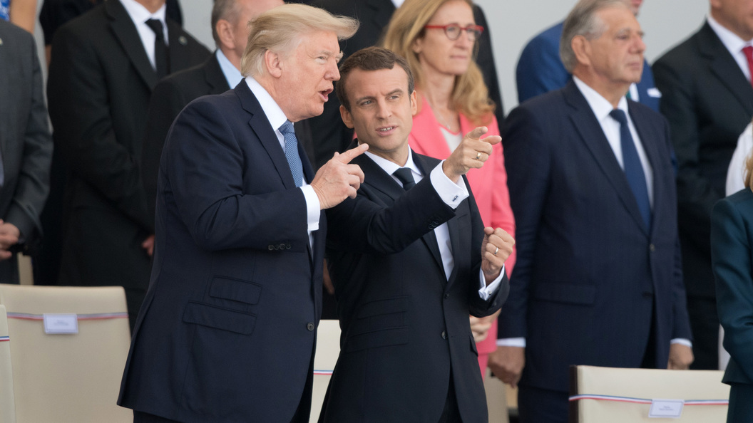 Трамп признался Макрону, что готов на все для низвержения власти в КНДР Трамп признался Макрону, что готов на все для низвержения власти в КНДР