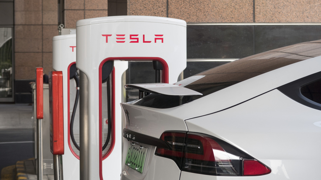 В России растет популярность автомобилей Tesla В России растет популярность автомобилей Tesla