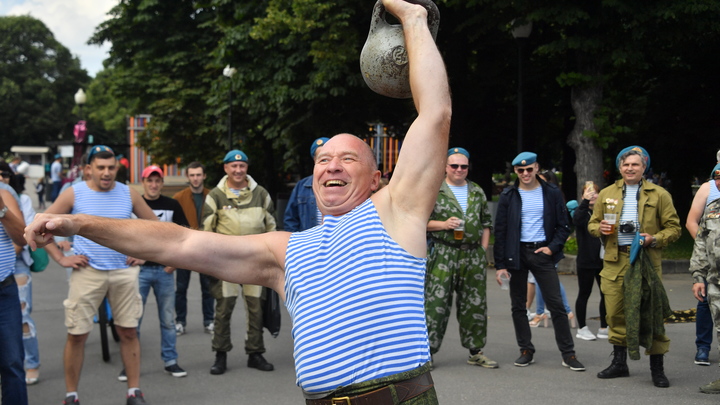 Русские едва начали спасать Казахстан, как уже придумали анекдот: Иваныч...