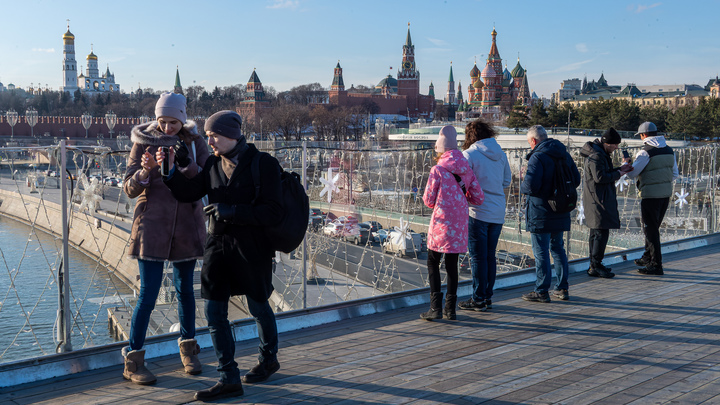 Эксперт в прямом эфире отказался говорить о рисках санкций: Здесь вопрос жизни и смерти